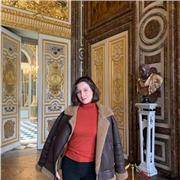 Doy clases particulares para alumnos de eso todas las asignaturas y bachillerato idiomas. Tengo la titulación de C1 de euskera